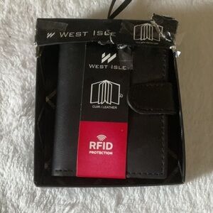 West Isle Black Leather Wallet with RFID